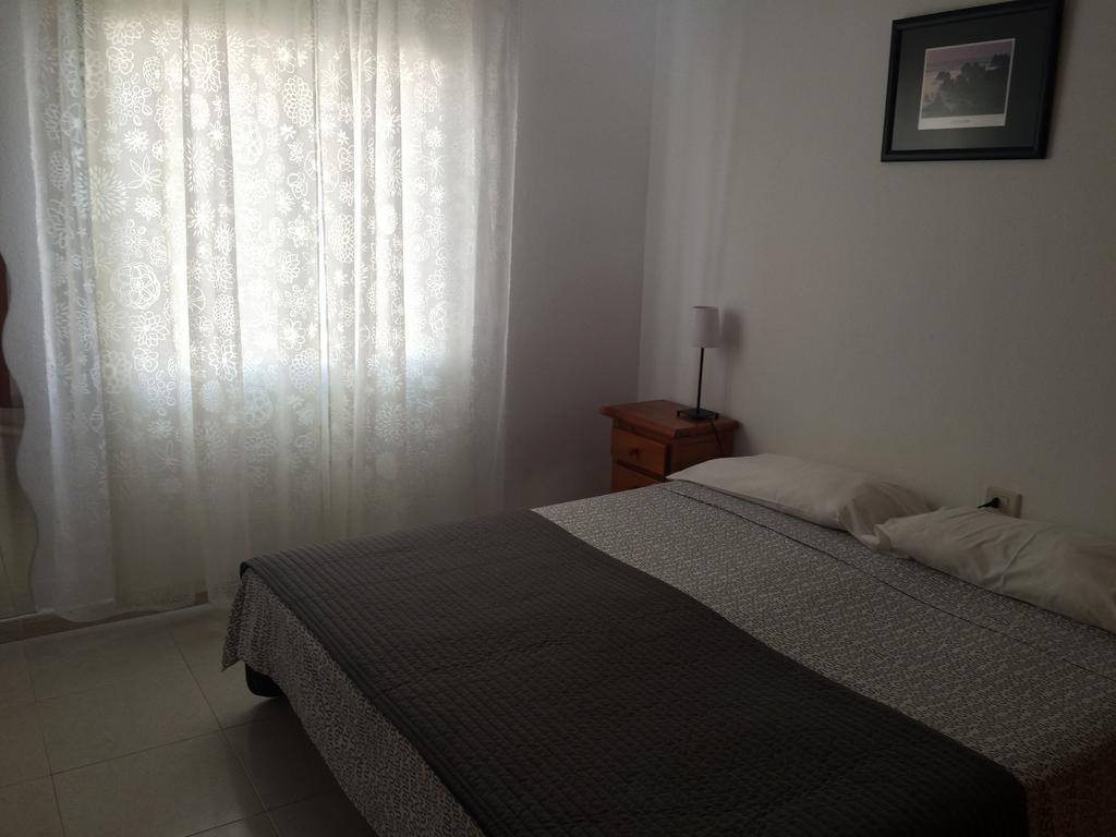 Alhambra Apartamentos Tías Habitación foto